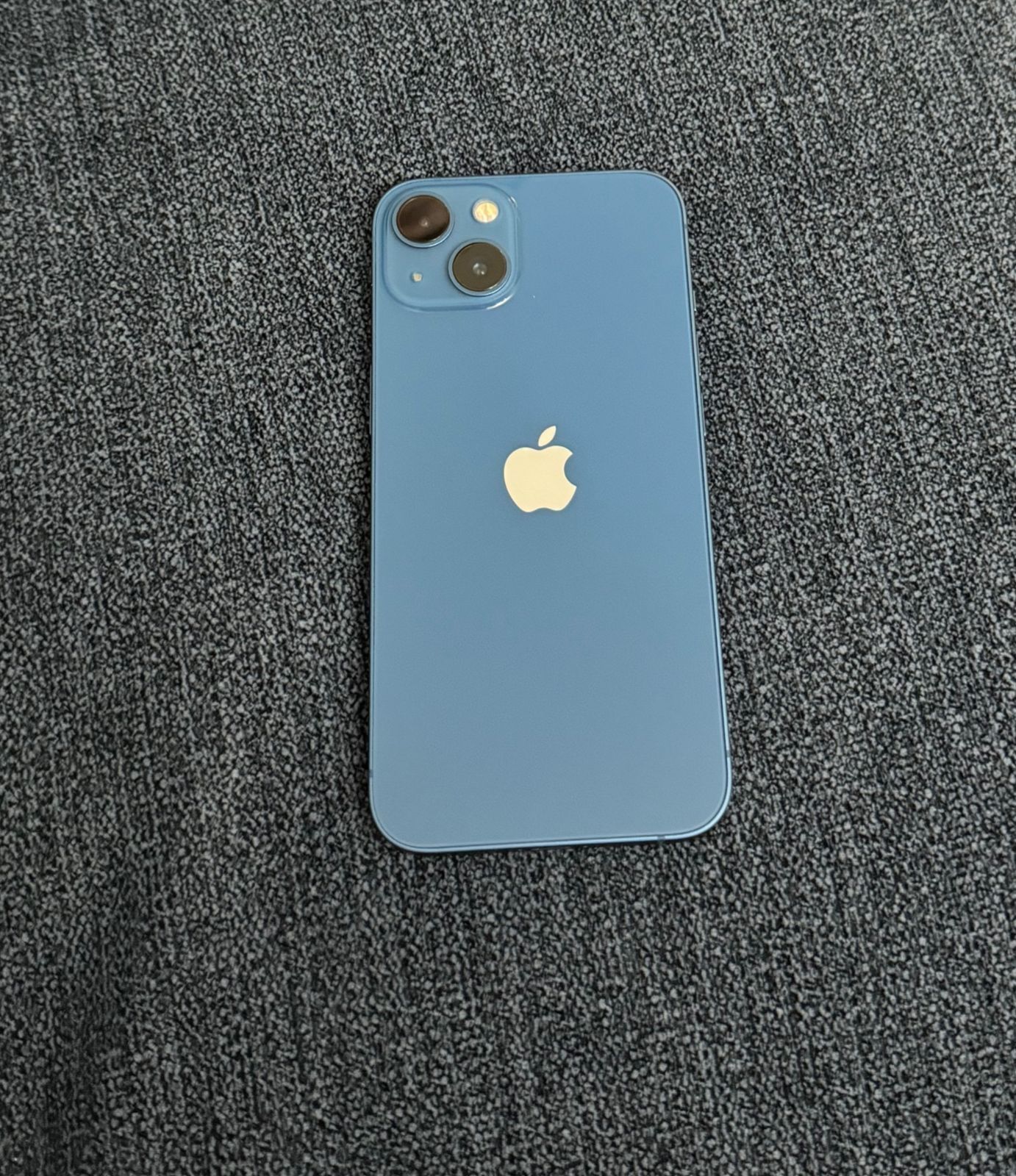 Iphone 13 сини цвет