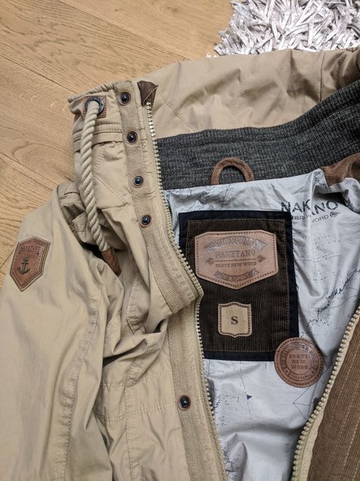 Geaca Naketano S bărbați și  Geaca blana naturala Zara M femei