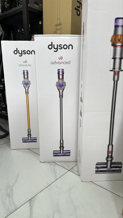 пылесос Dyson оригинал товар с гарантией на весь год!