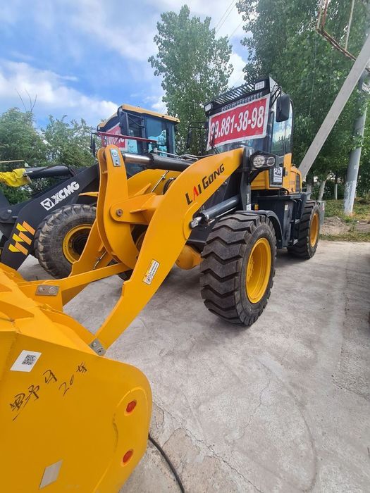 Погрузчик 1.5куб в Ташкенте