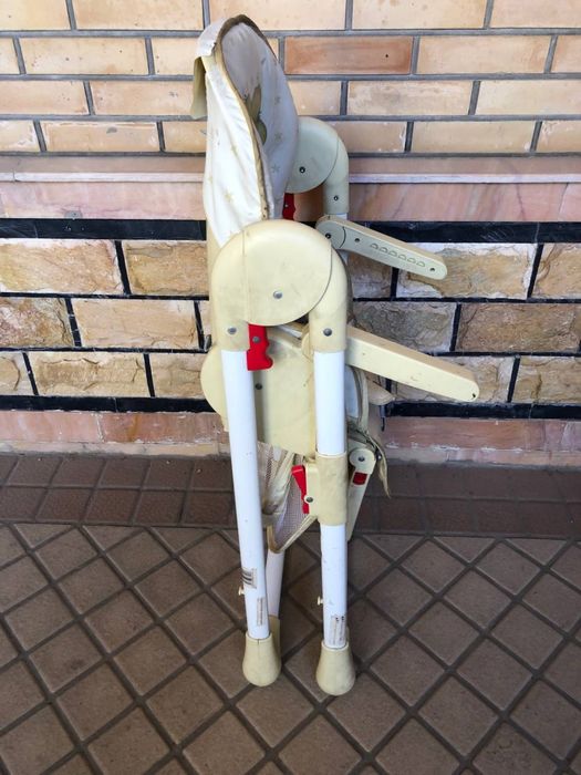 Детский стул для кормления