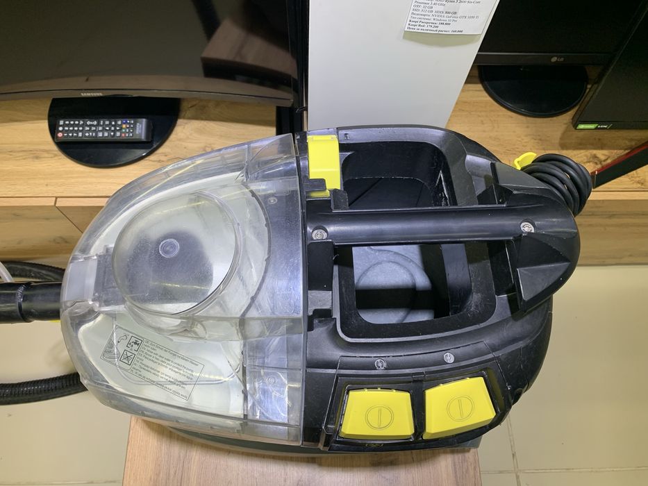 Моющий пылесос Karcher Puzzi 8/1 C, серый, 1167/А10