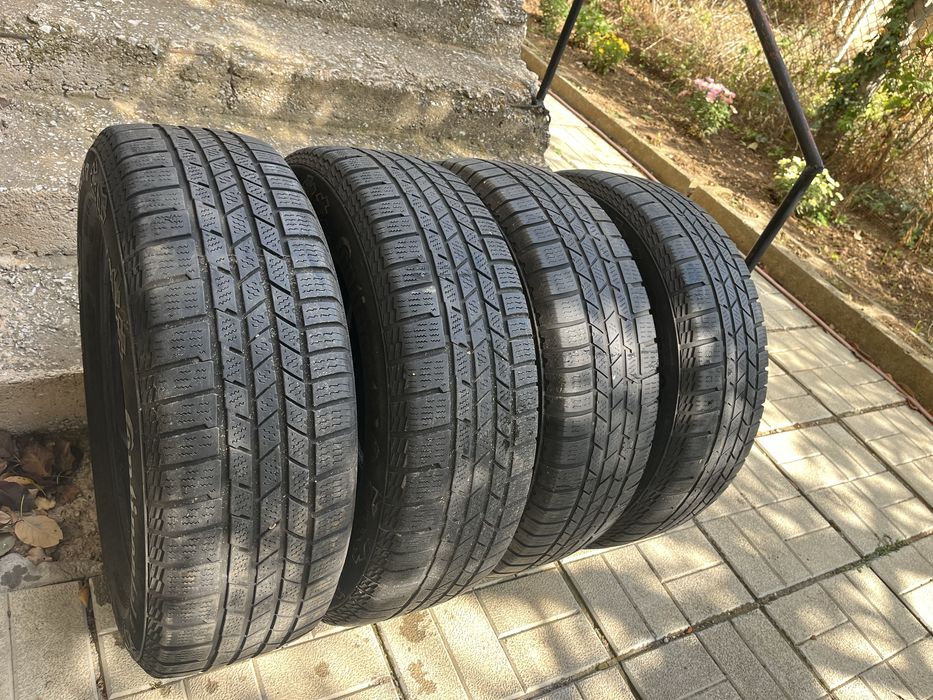 Зимни гуми 225/65/17  4бр