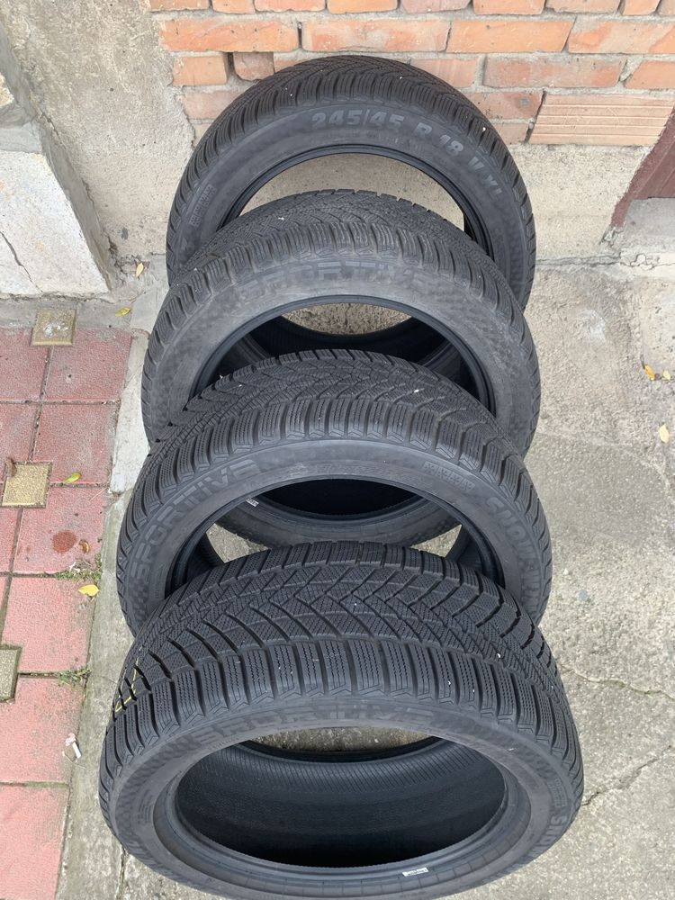 Зимни гуми 245/45/18 Sportiva