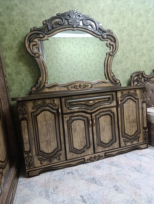 Mebel srochna sotiladi