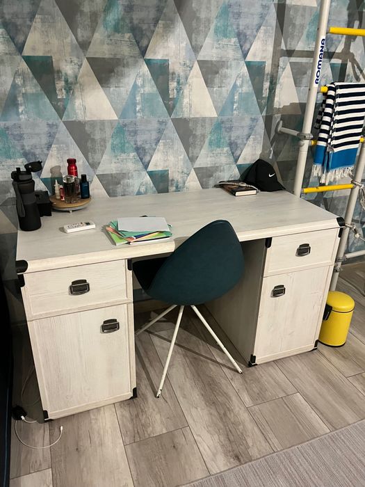 Комод и стол Гербор Индиана