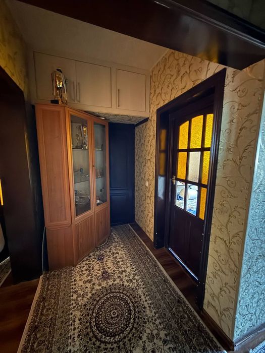 Квартира 3 комнаты, 75 м² Мирзо Улугбек-й район, Дархан,