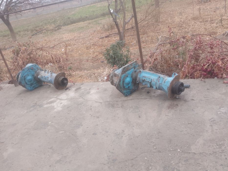 Burtvay 1999 yil t28 traktordan yicilgan