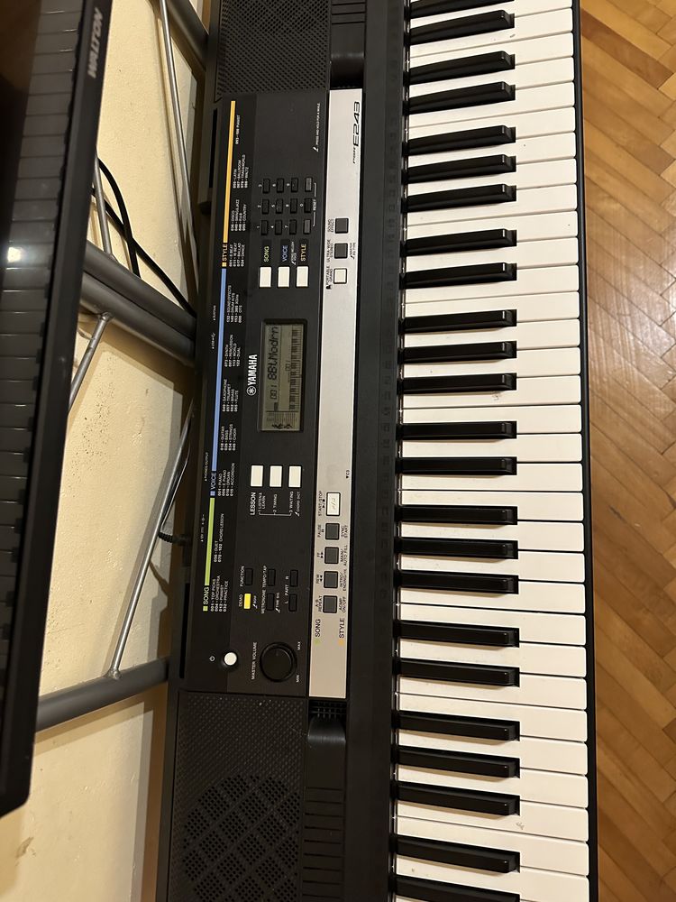 Orga Yamaha PSR-E243, aranjor/ claviatura electronica