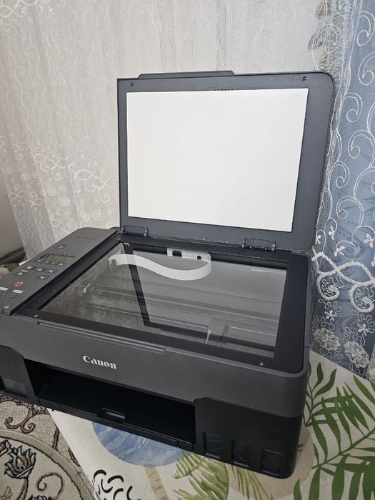 Срочно продам цветной струйный принте 3в1