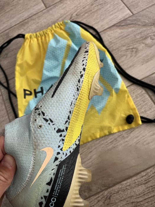 Ghete fotbal nike phantom