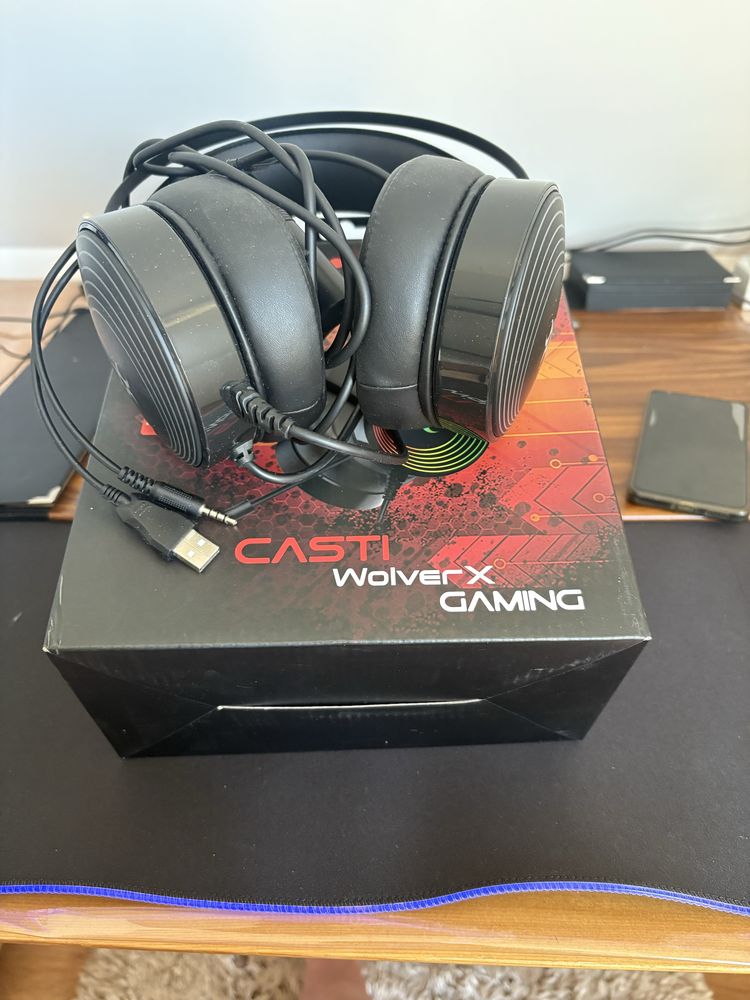 Casti gaming cu fir, fidelitate foarte buna