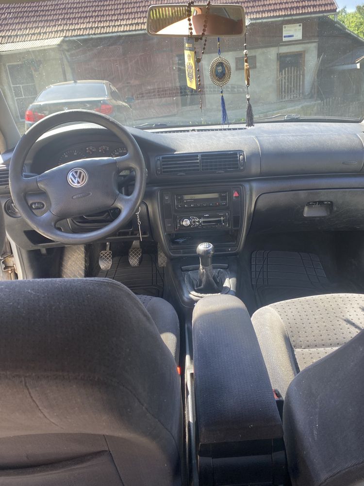 Vand volkswagen passat 1.9 116 cp in stare perfecta de functionare!