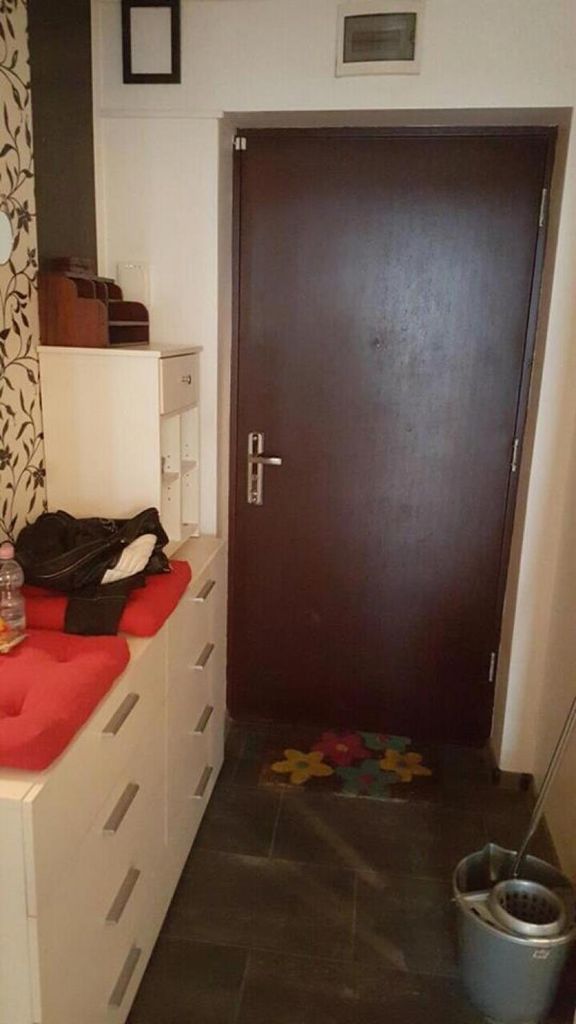 Дава се под наем Тристаен апартамент в София, Хладилника - 82 кв.м за 800 € - Снимка #9