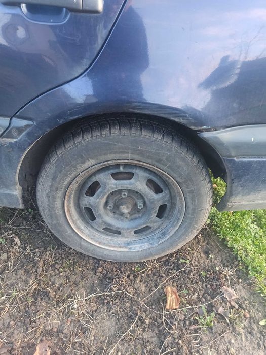 Фолксваген Венто 1,6