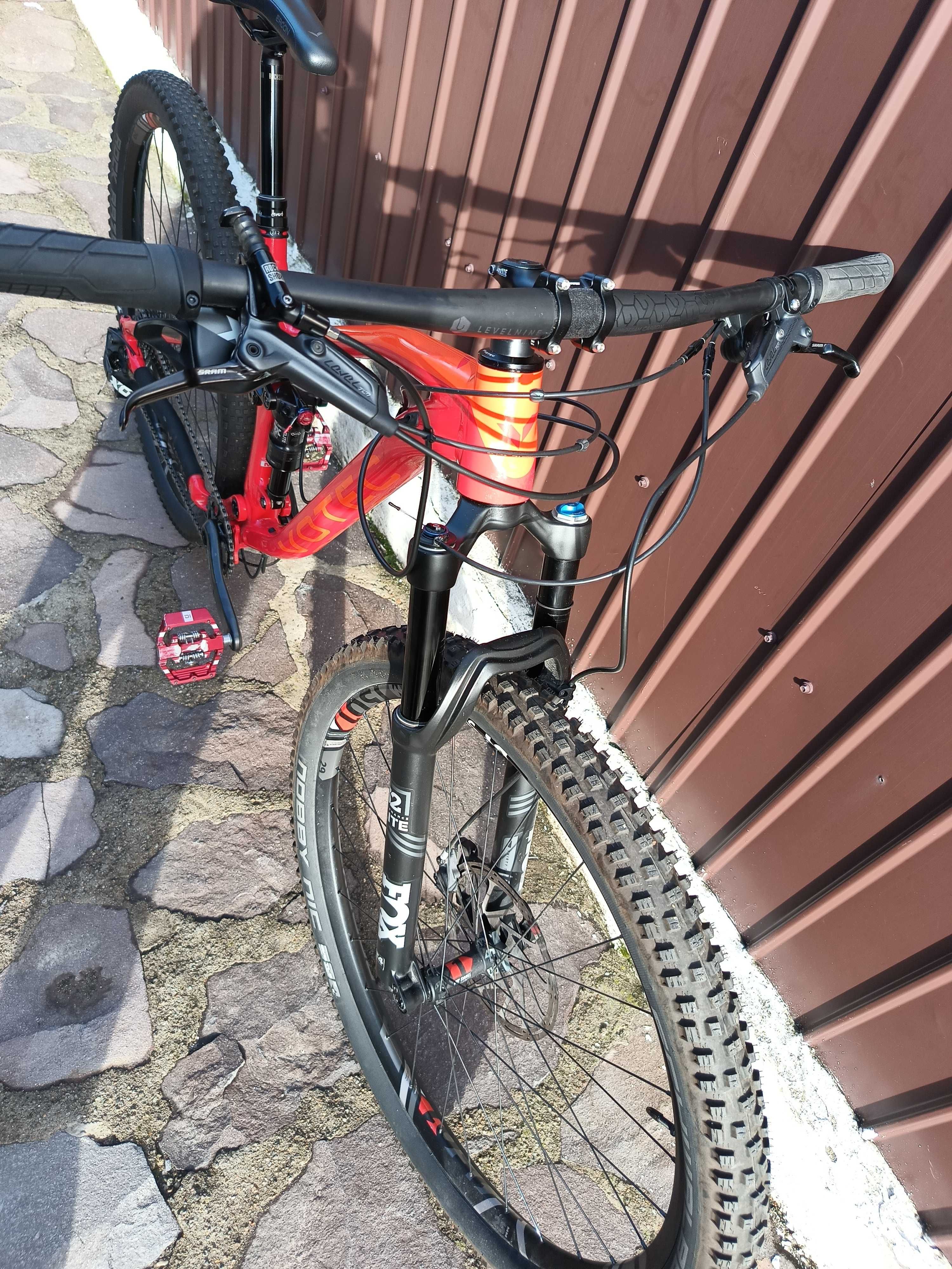 Biciclete full suspension Radon Skeen  Votec VXS  Merida one 20
