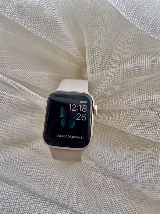 Apple Watch SE 2023 40mm бежевый