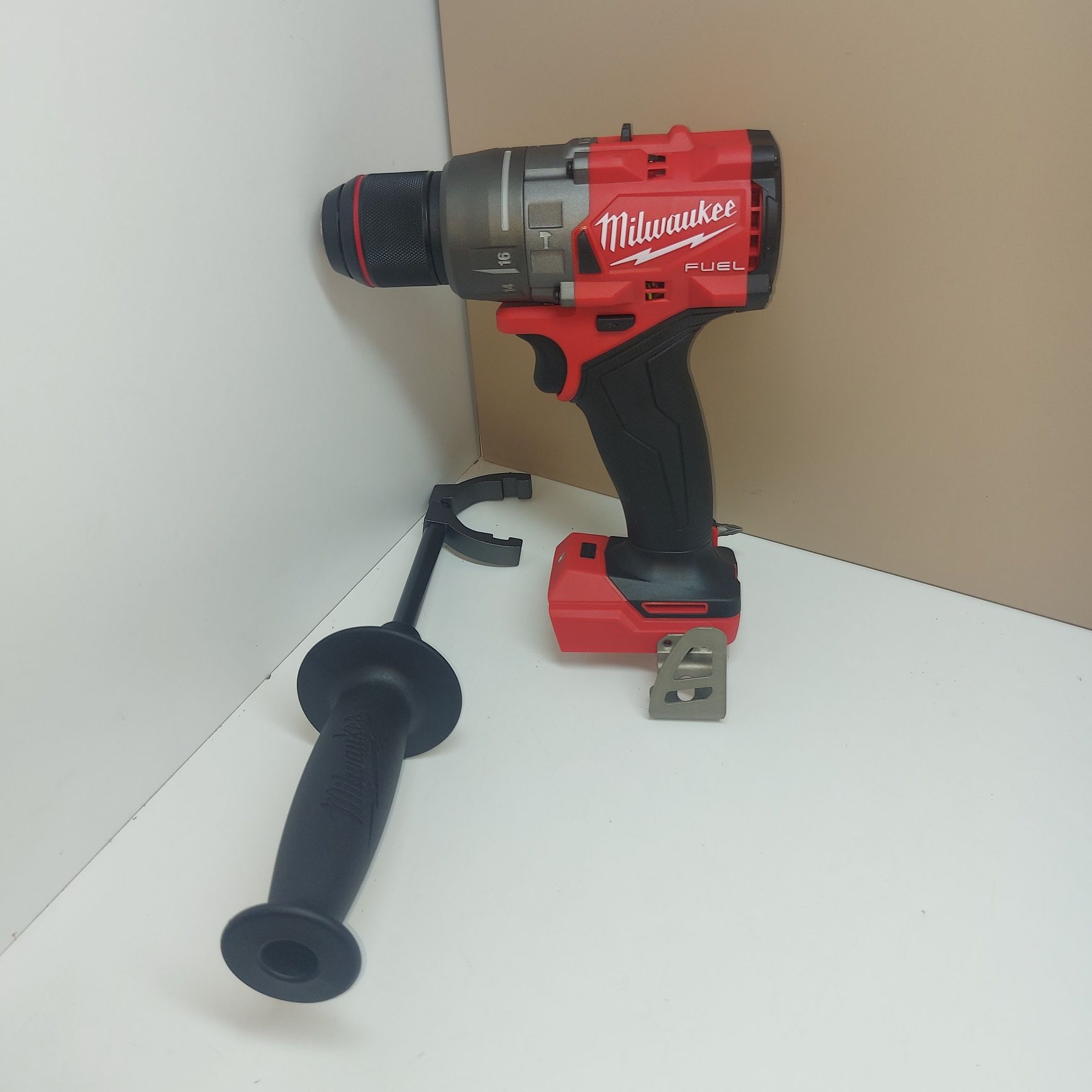 ПРОМОЦИЯ.Мощен винтоверт Milwaukee M18 FPD3-0