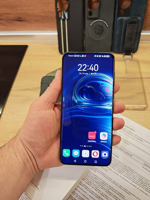Продавам Huawei P60 Pro.В Гаранция КАТО НОВ