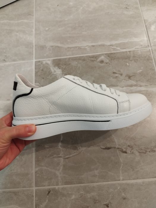 Обувки от естествена кожа