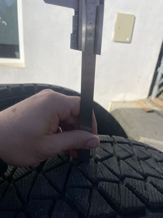 Зимни гуми Bridgestone Blizzak  265/65/17