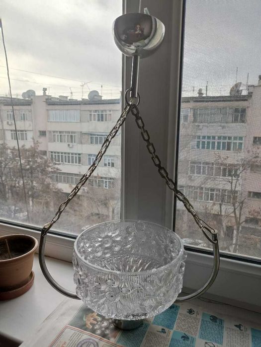 люстра чешская в форме светильника