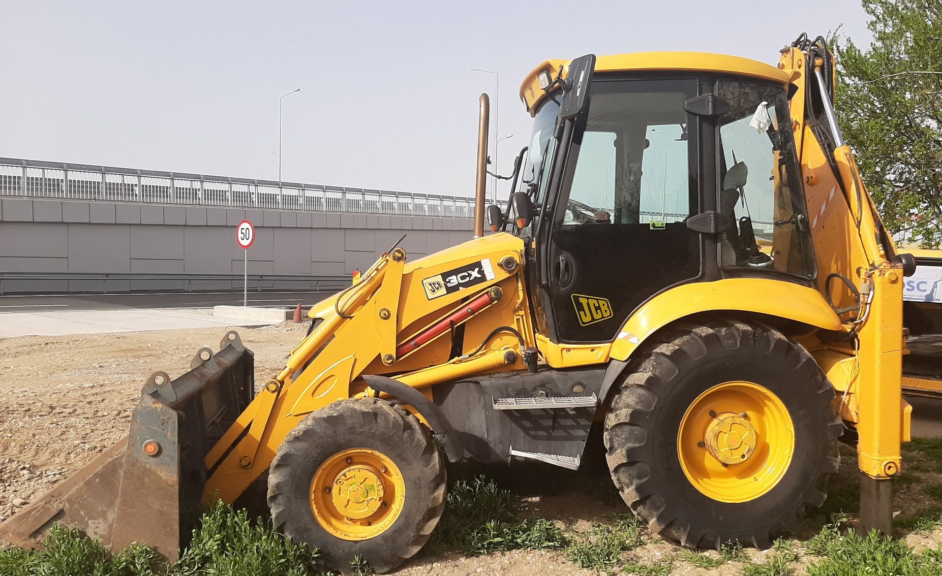 Vând JCB 3CX din 2008