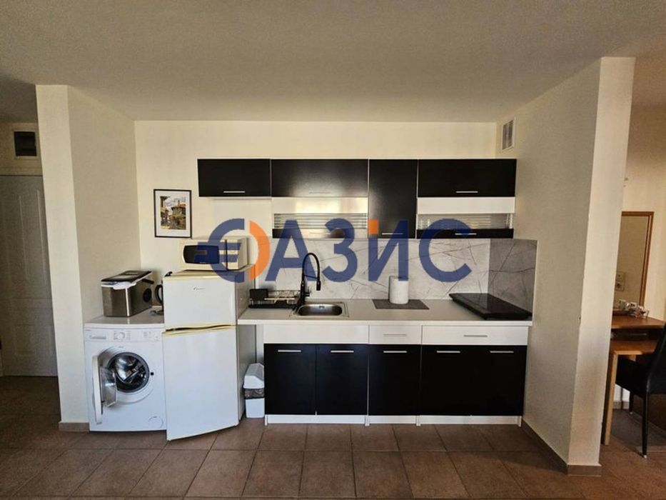 Продава се Двустаен апартамент в к.к. Слънчев бряг - 56 кв.м за 1322 €/кв.м - Снимка #13