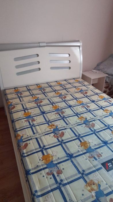 Продам кровать в хорошем состоянии