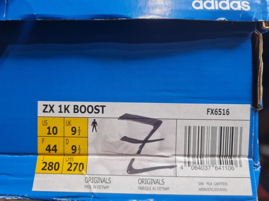 Маратонки Adidas ZX 1K Boost

Чисто нови с кутия.

Размер 44 стелка 28