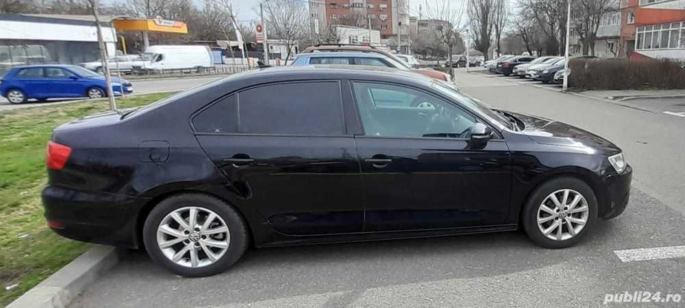 Volkswagen Jetta  •  2011  •  1.6D  •  Proprietar