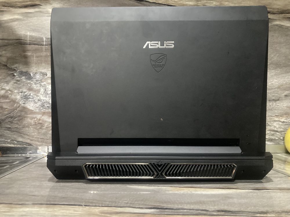 Лаптоп - ASUS G74S  /геймърски/