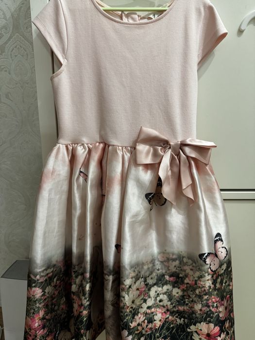 Платье  H&M , на 8-9 лет