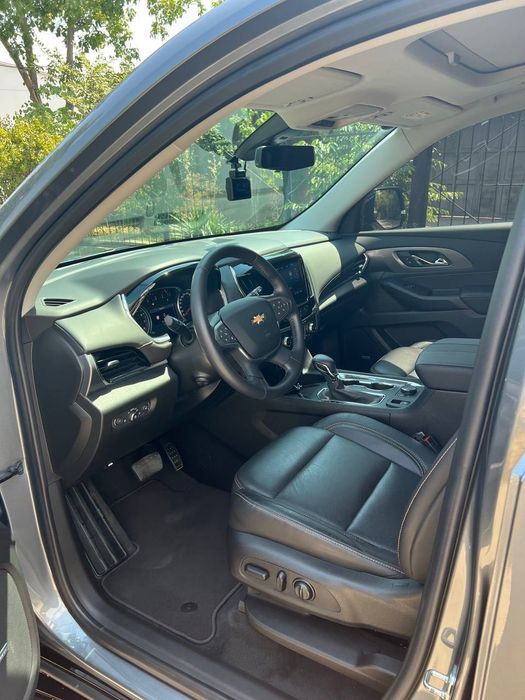 Продажа traverse premier 2021