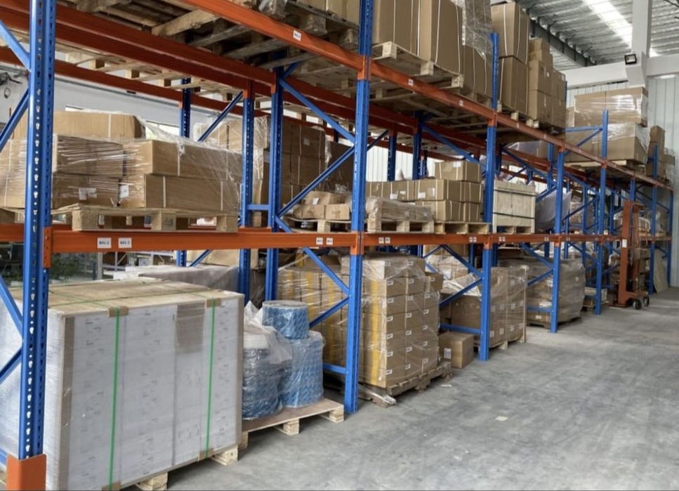 Rafturi metalice industriale Reglabile 616x064