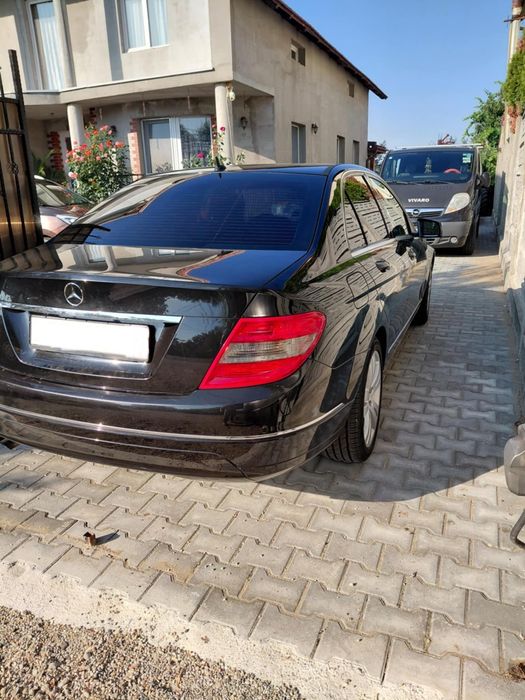De vanzare Mercedes Benz C200