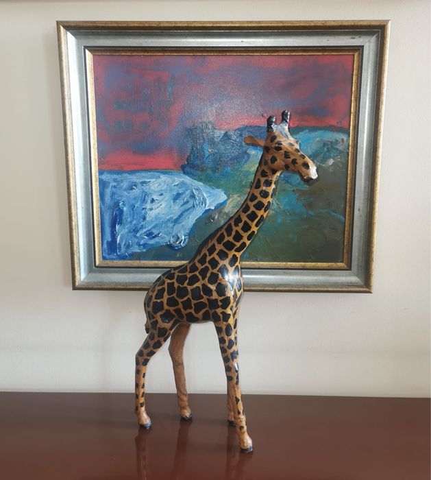 Фигура на жираф папиемаше естествена кожа рисувана и изработена ръчно