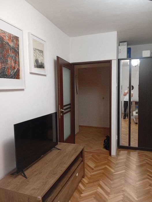 Inchiriez Apartament 2 camere decomandat Oradea Calea Aradului