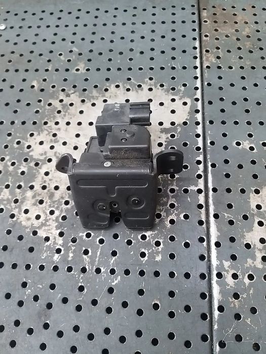 Broasca haion hyundai i30 sw