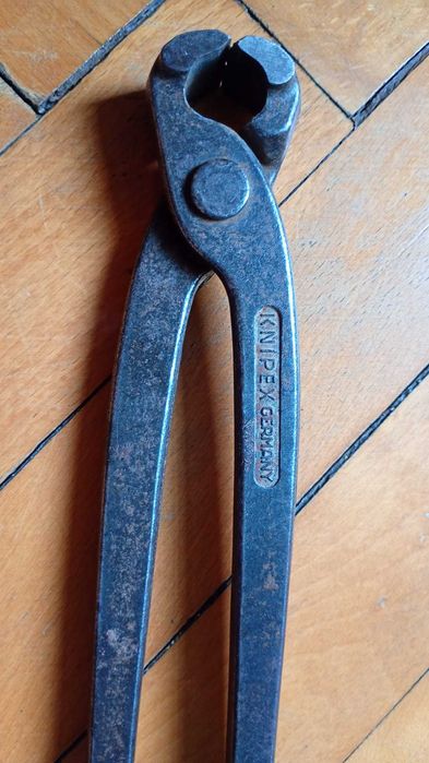 Арматурни клещи KNIPEX 99-300