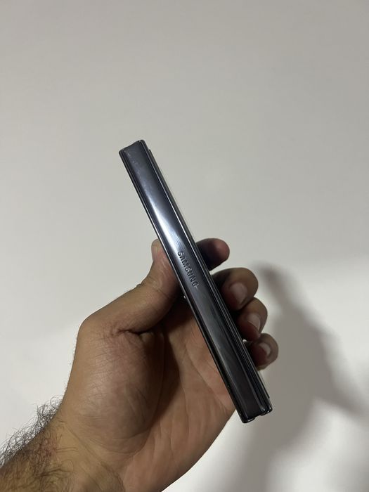 Samsung Galaxy Z Fold 4