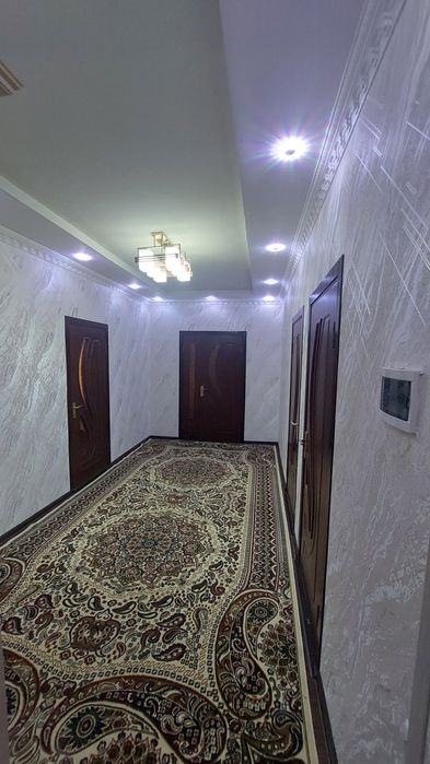 Kvartira sotiladi 3 xonali  93m2