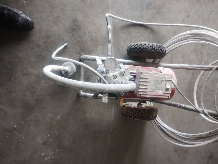 Машина за боядисване Aeropro R990