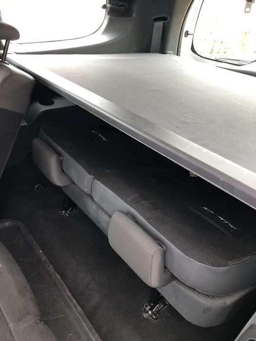 Dacia Lodgy 7 locuri 1.5dci 110cp 6 viteze EURO 5 Navi aer conditionat