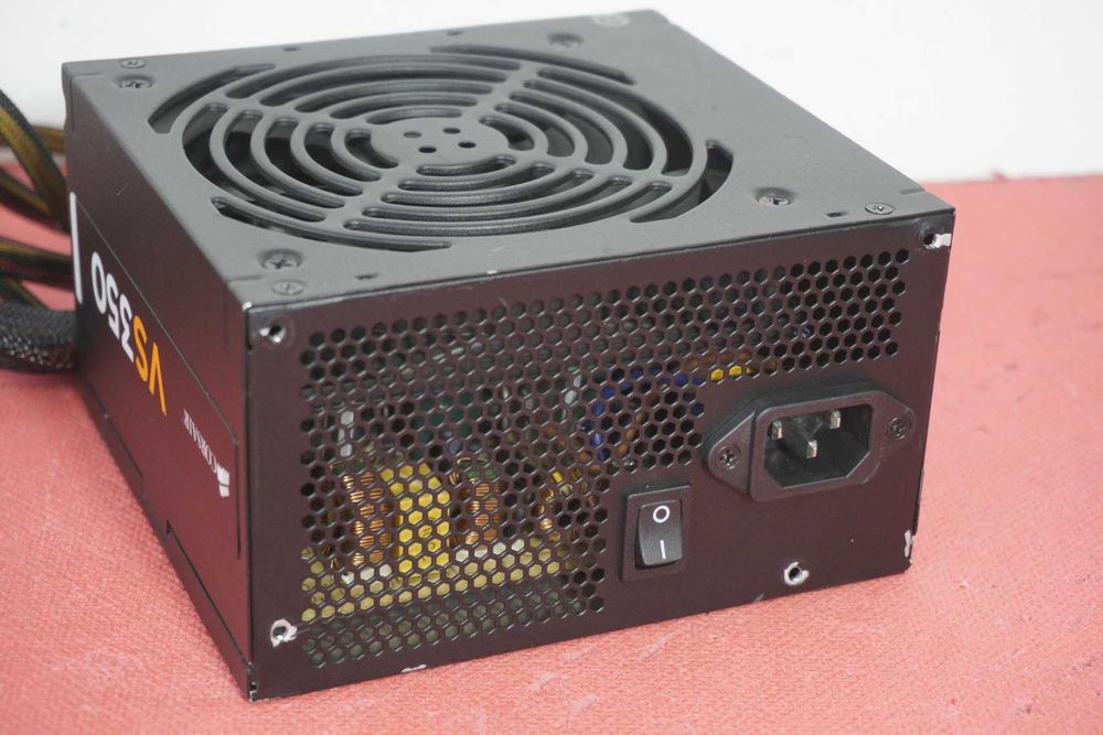Захранване, PSU 350W Corsair VS350 - 8pin CPU + 8pin PCIe/ Вкл.ДДС