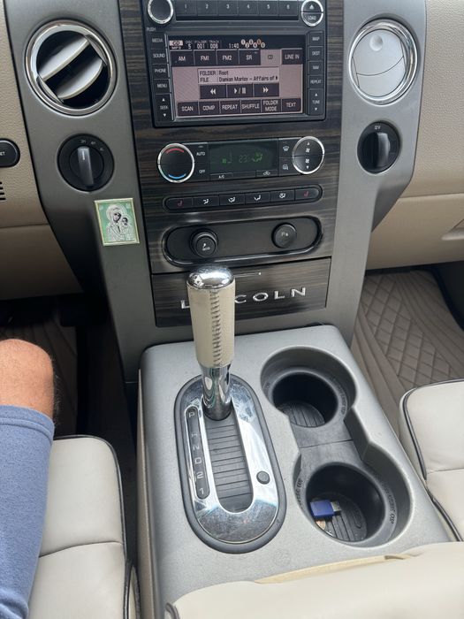 Lincoln mark lt V8 by ford f150