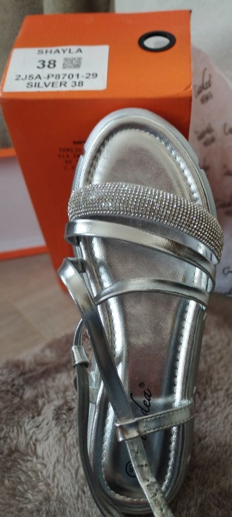 Дамски летни обувки