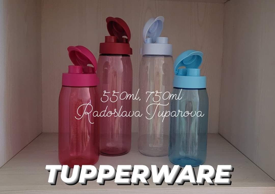 Бутилки /шишета за вода , кутии за храна / сандвичи Tupperware