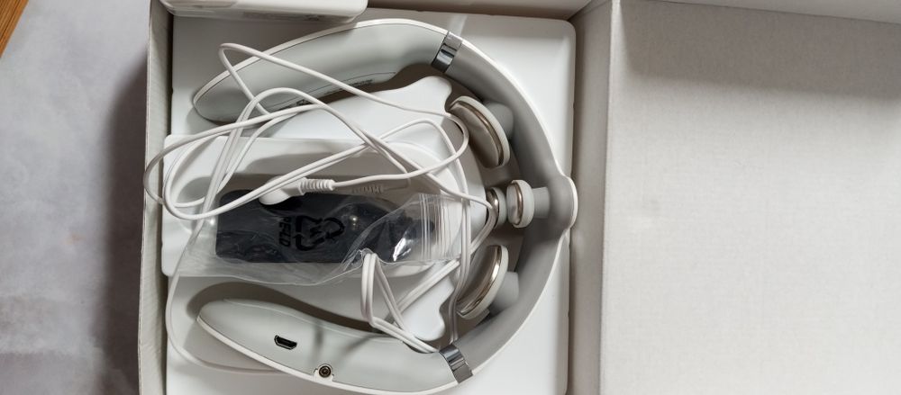 Aparat  masaj cervical