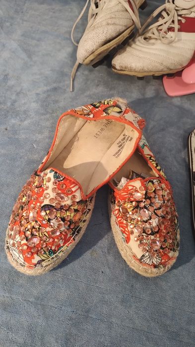 sandale, papuci, măs.38 / 25 lei/ toți